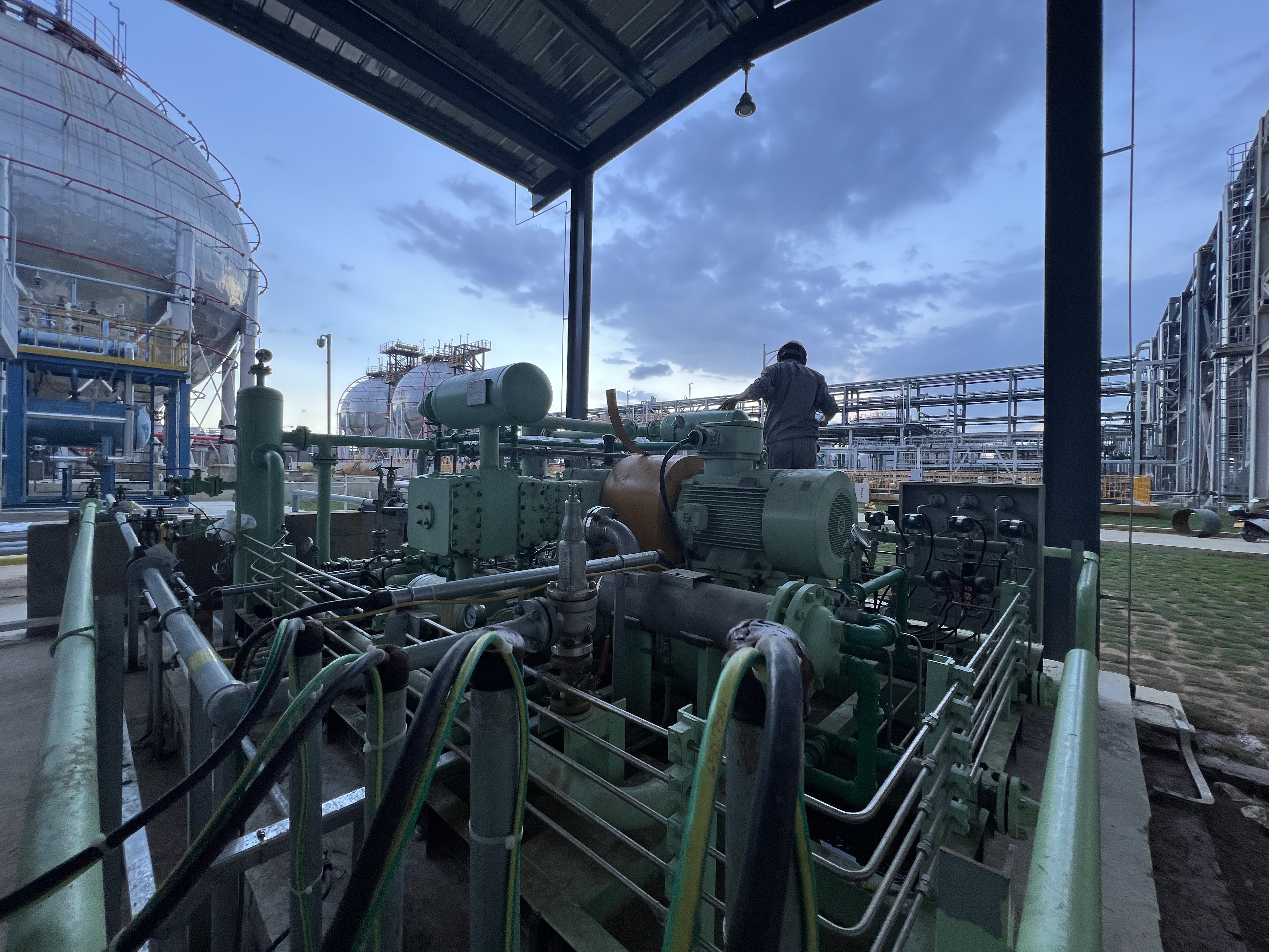 Hydrogen Compressor हाइड्रोजन