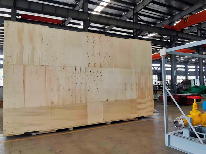 लकड़ी का बक्सा